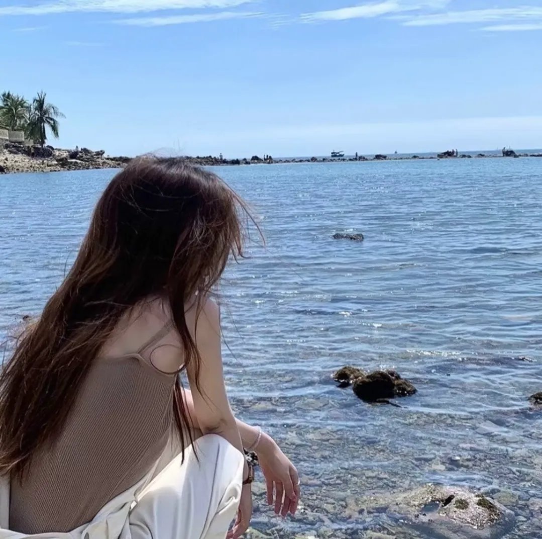 金发美人